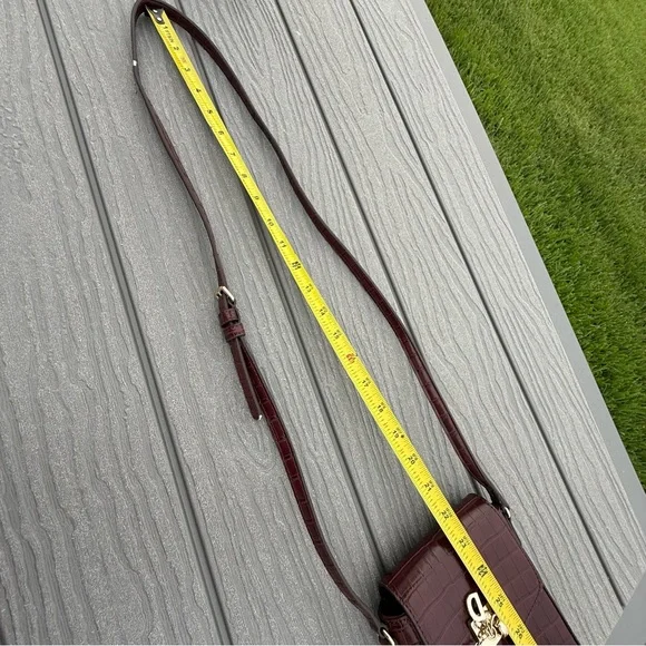 DKNY Rasberry "Cleo NS Phone" embossed Charm Clasp Small crossbody purse - Picture 11 of 14